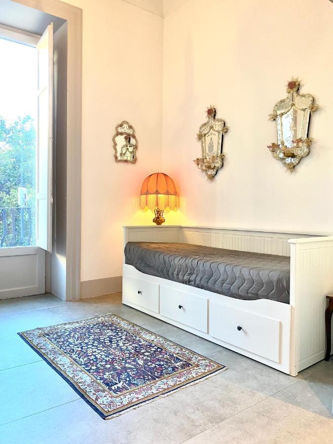 Piazza Marina Chic Apartment ปาแลร์โม ภายนอก รูปภาพ