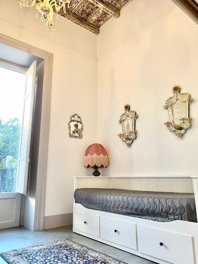 Piazza Marina Chic Apartment ปาแลร์โม ภายนอก รูปภาพ