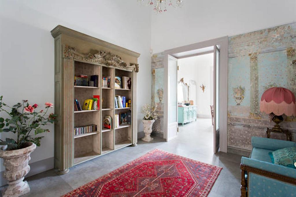 Piazza Marina Chic Apartment ปาแลร์โม ภายนอก รูปภาพ